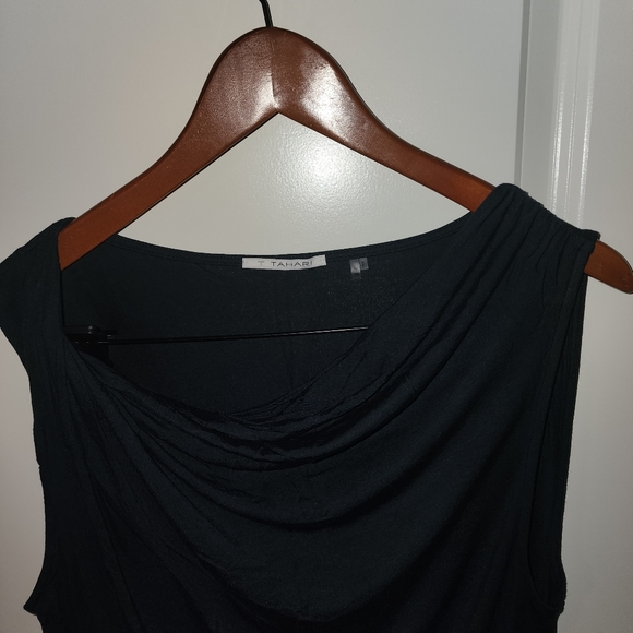 Tahari Top - Picture 2 of 4